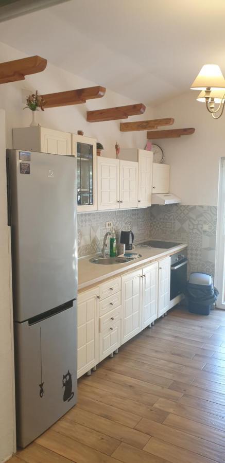 Garden Apartmant Near Sea Kotor Exterior photo